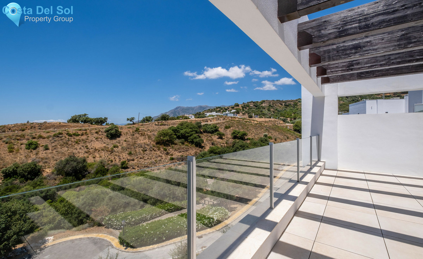 Top Floor Apartment in Marbella-1378847