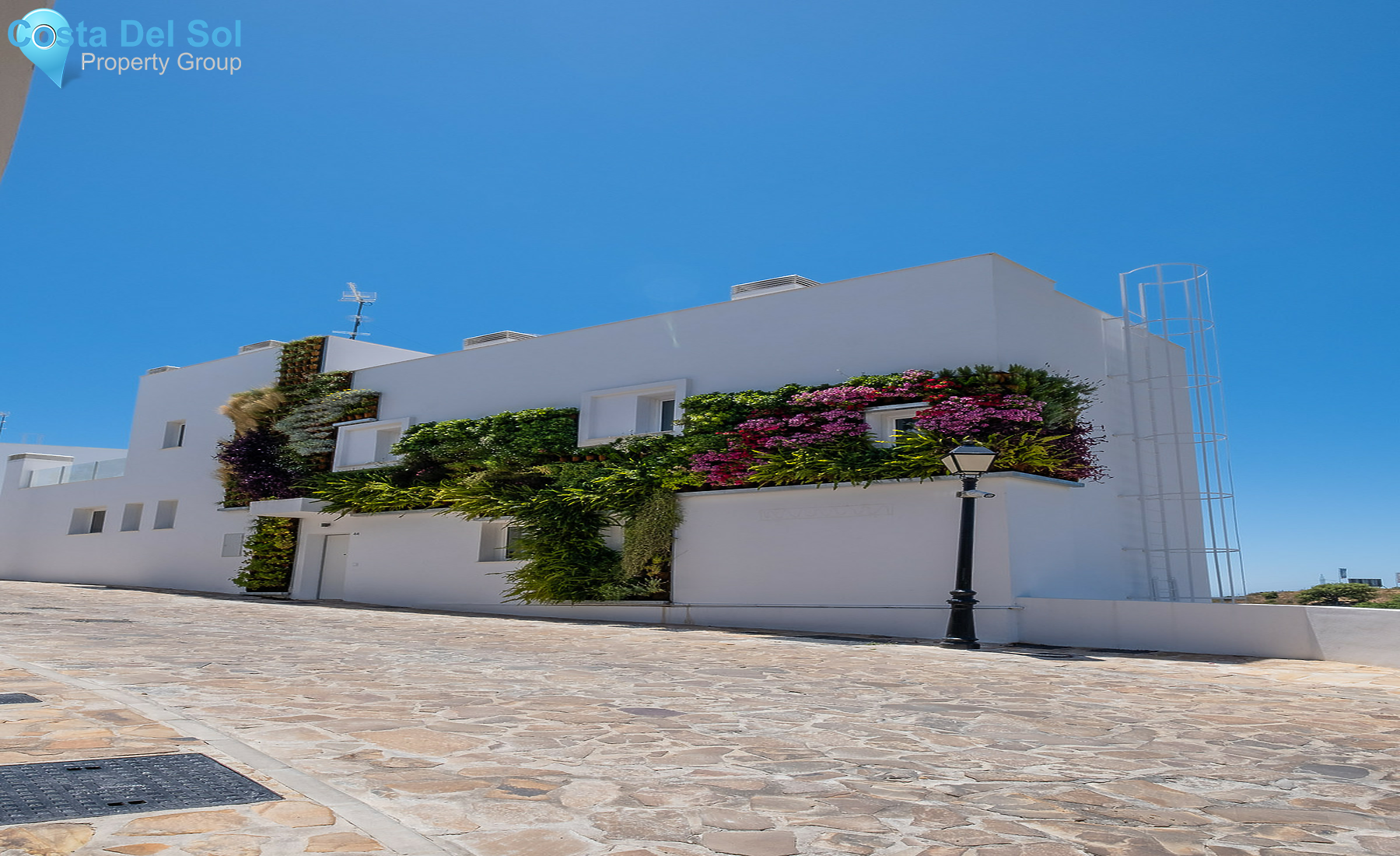 Top Floor Apartment in Marbella-1378851