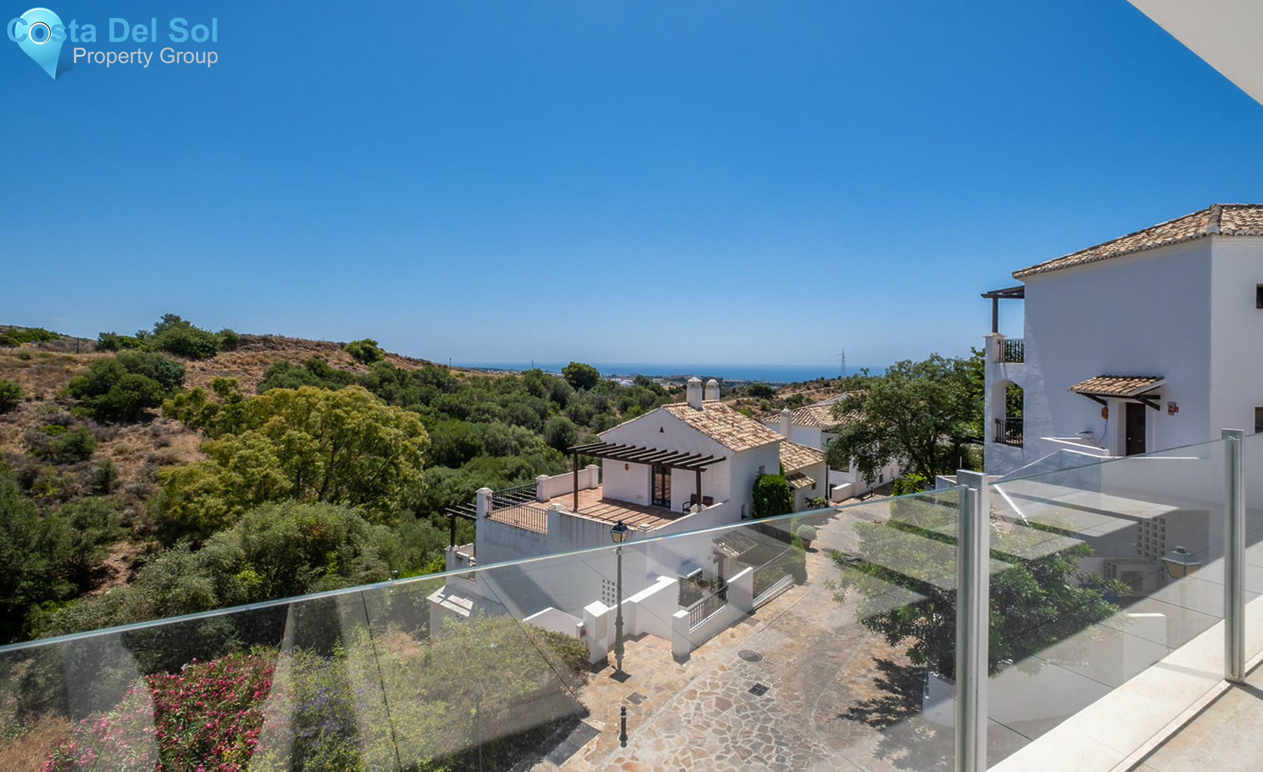Top Floor Apartment in Marbella-1378842