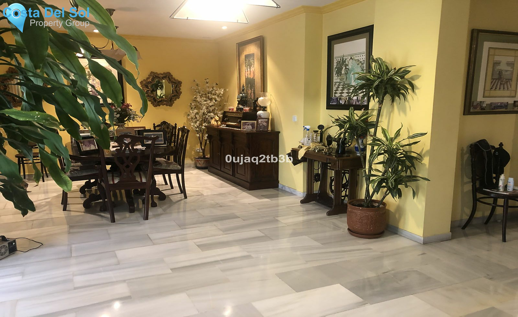 Top Floor Apartment in Marbella-1423339