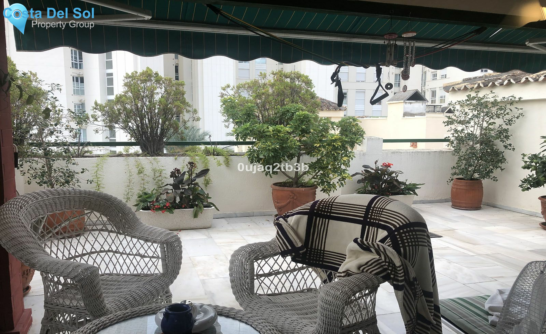 Top Floor Apartment in Marbella-1423349