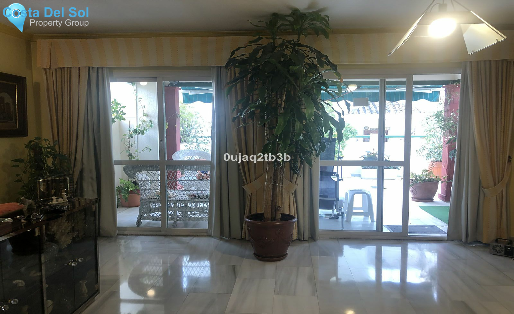 Top Floor Apartment in Marbella-1423350