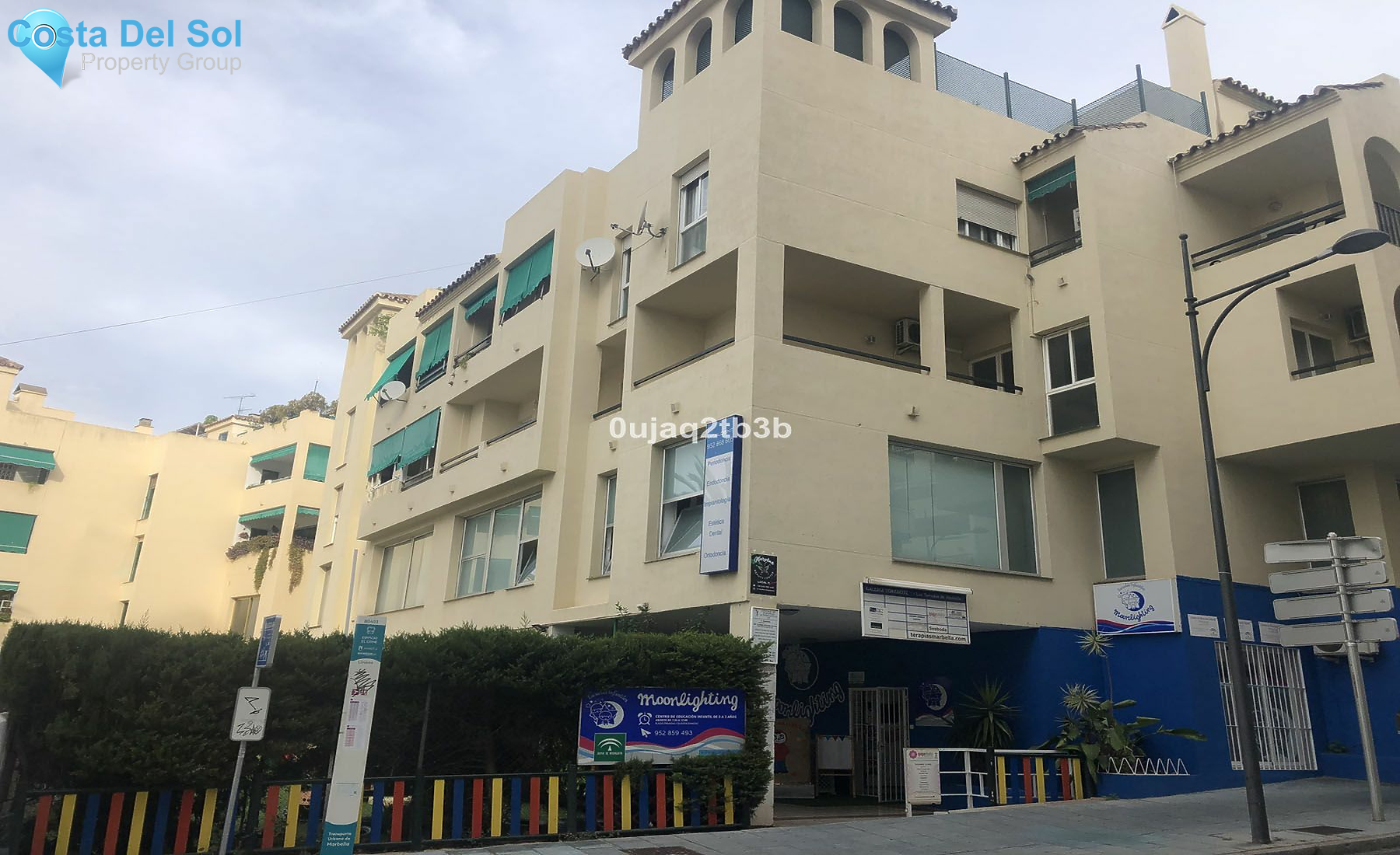 Top Floor Apartment in Marbella-1423341