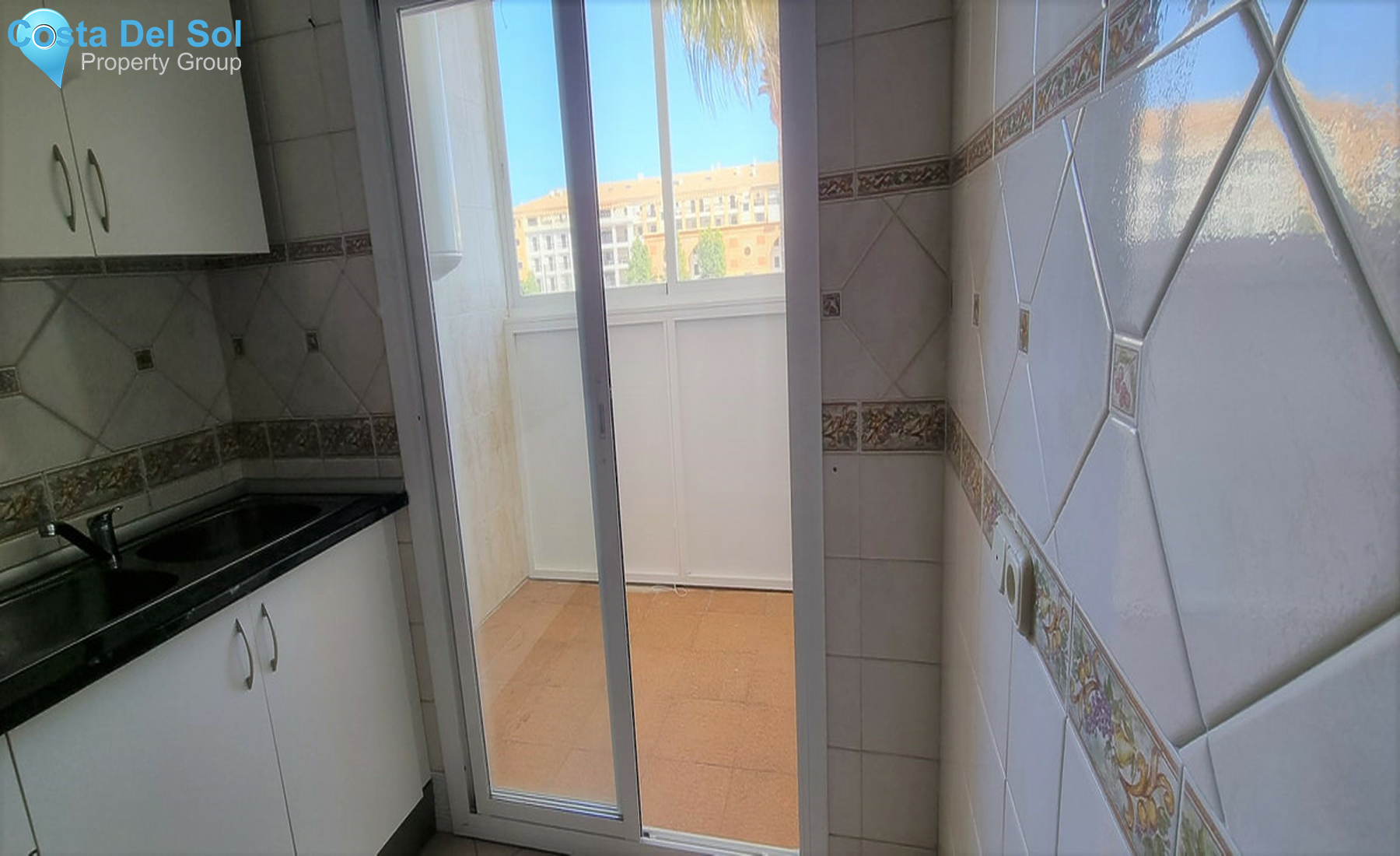 Top Floor Apartment in San Pedro de Alcántara-1354479