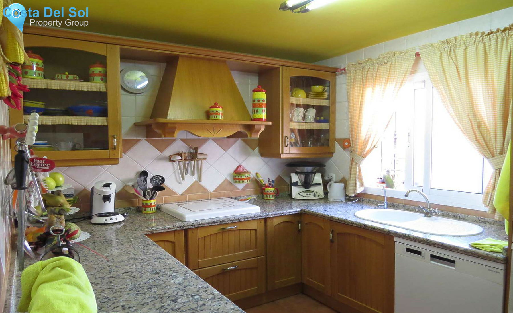 Townhouse in Alhaurín de la Torre-1265828