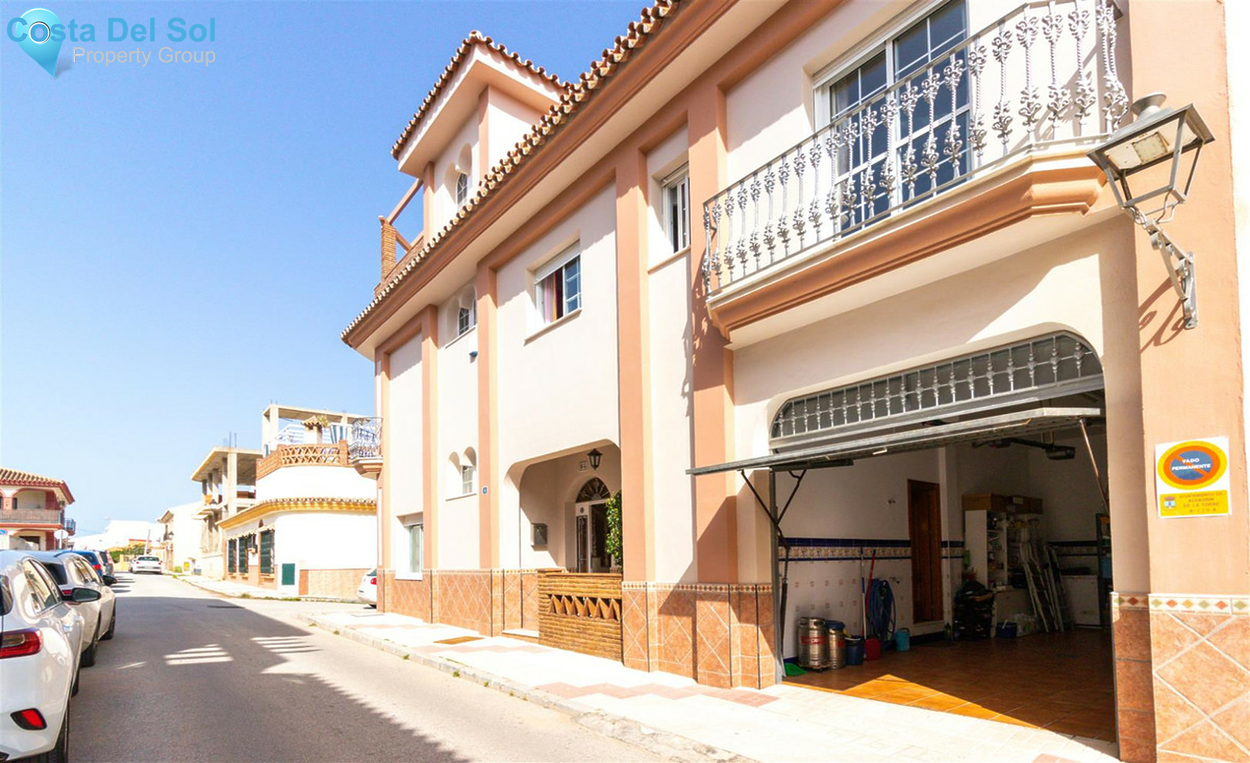 Townhouse in Alhaurín de la Torre-1291250