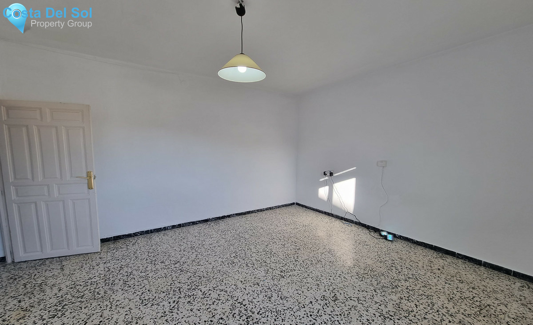 Townhouse in Alhaurín el Grande-1308610