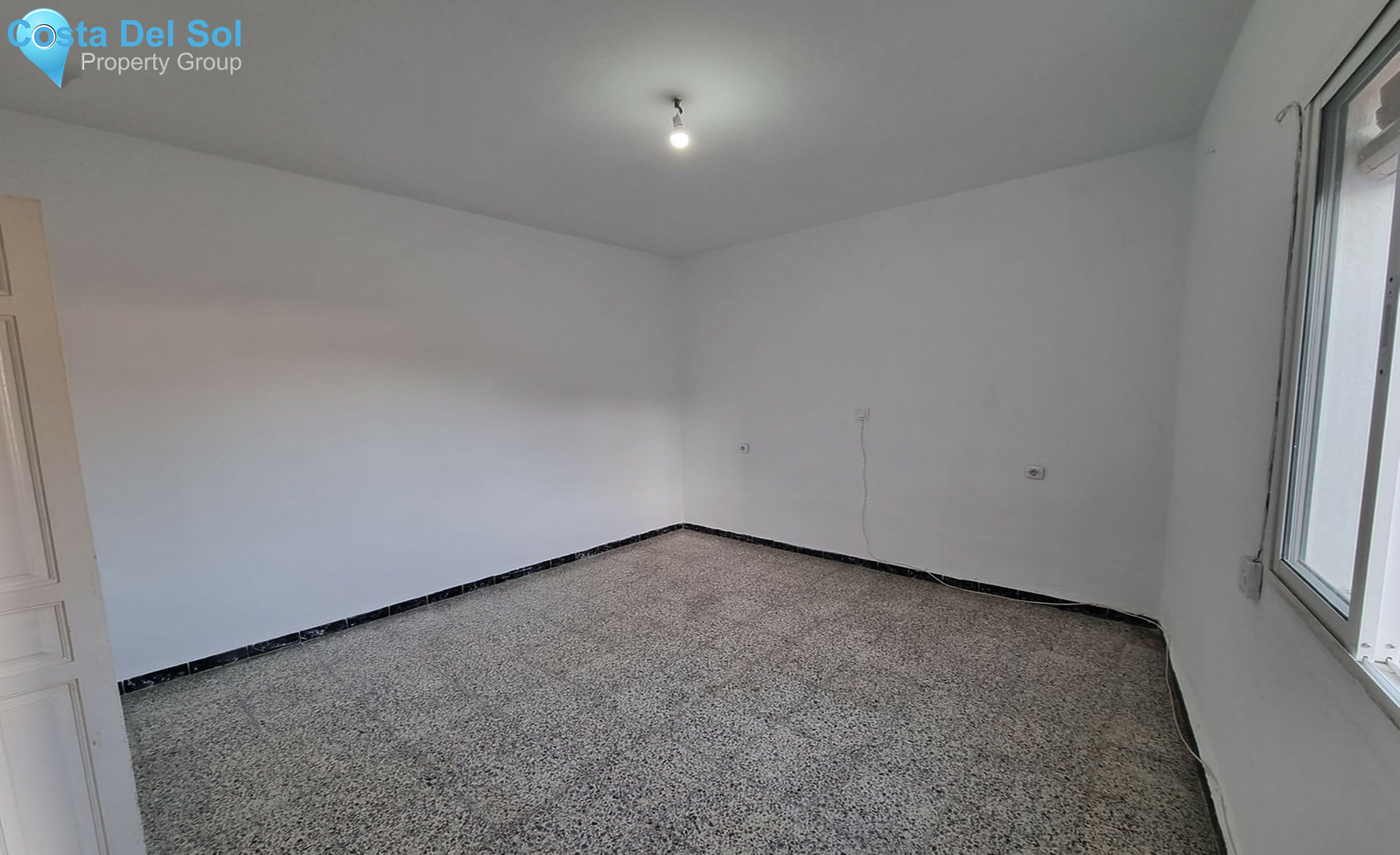 Townhouse in Alhaurín el Grande-1308598