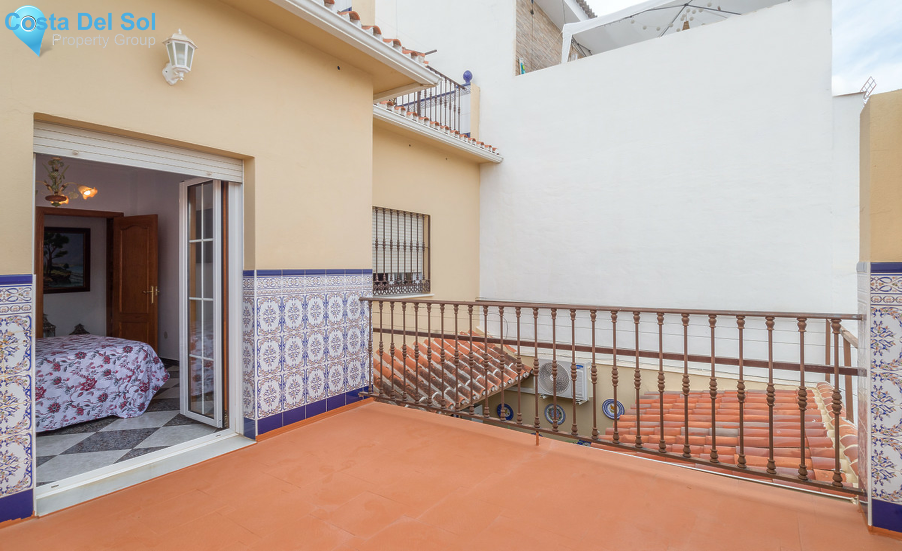 Townhouse in Alhaurín el Grande-1343497