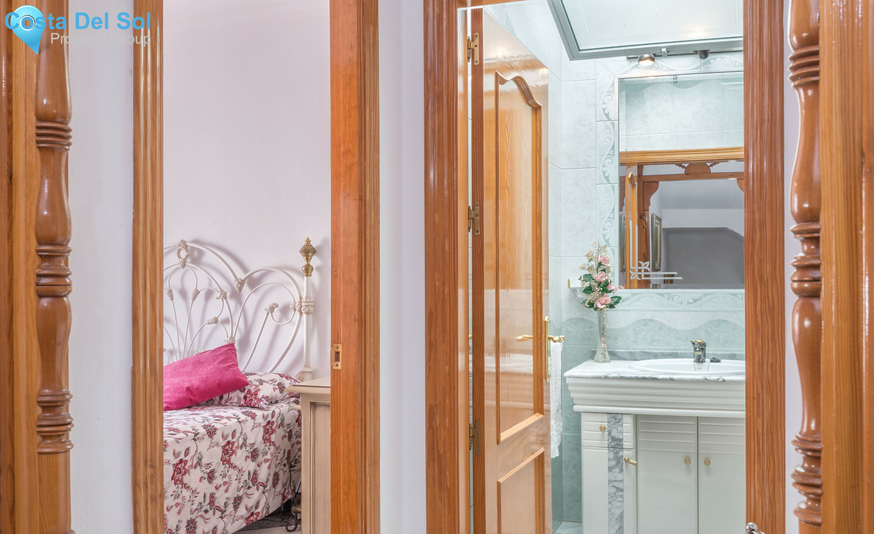 Townhouse in Alhaurín el Grande-1343499