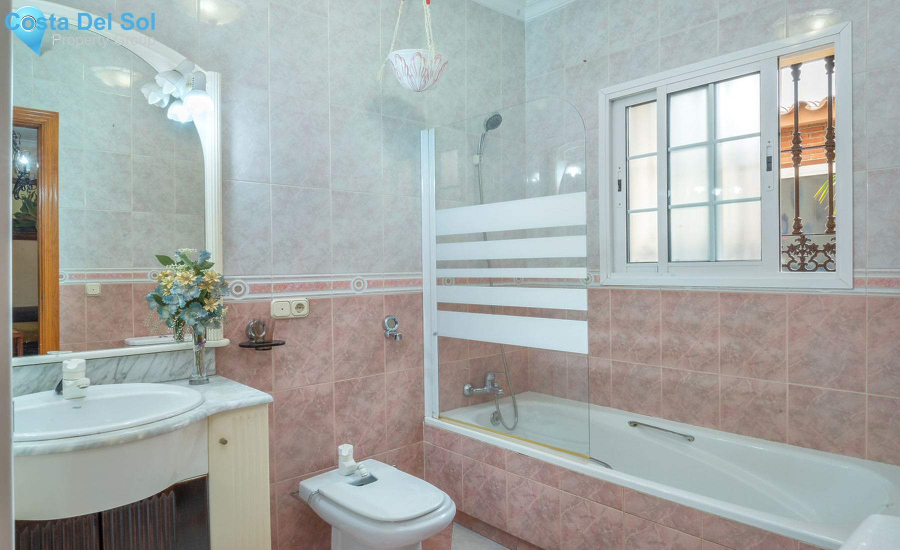 Townhouse in Alhaurín el Grande-1343503