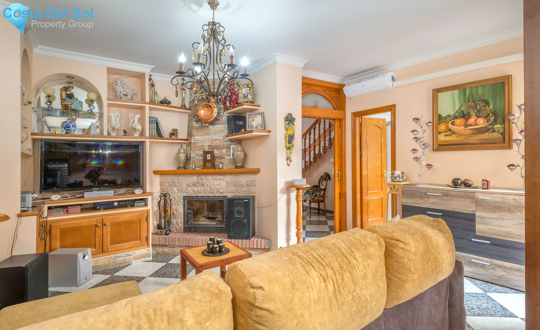 Townhouse in Alhaurín el Grande-1343489