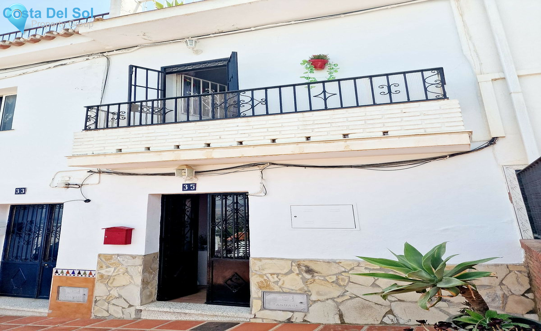 Townhouse in Alhaurín el Grande-1363115