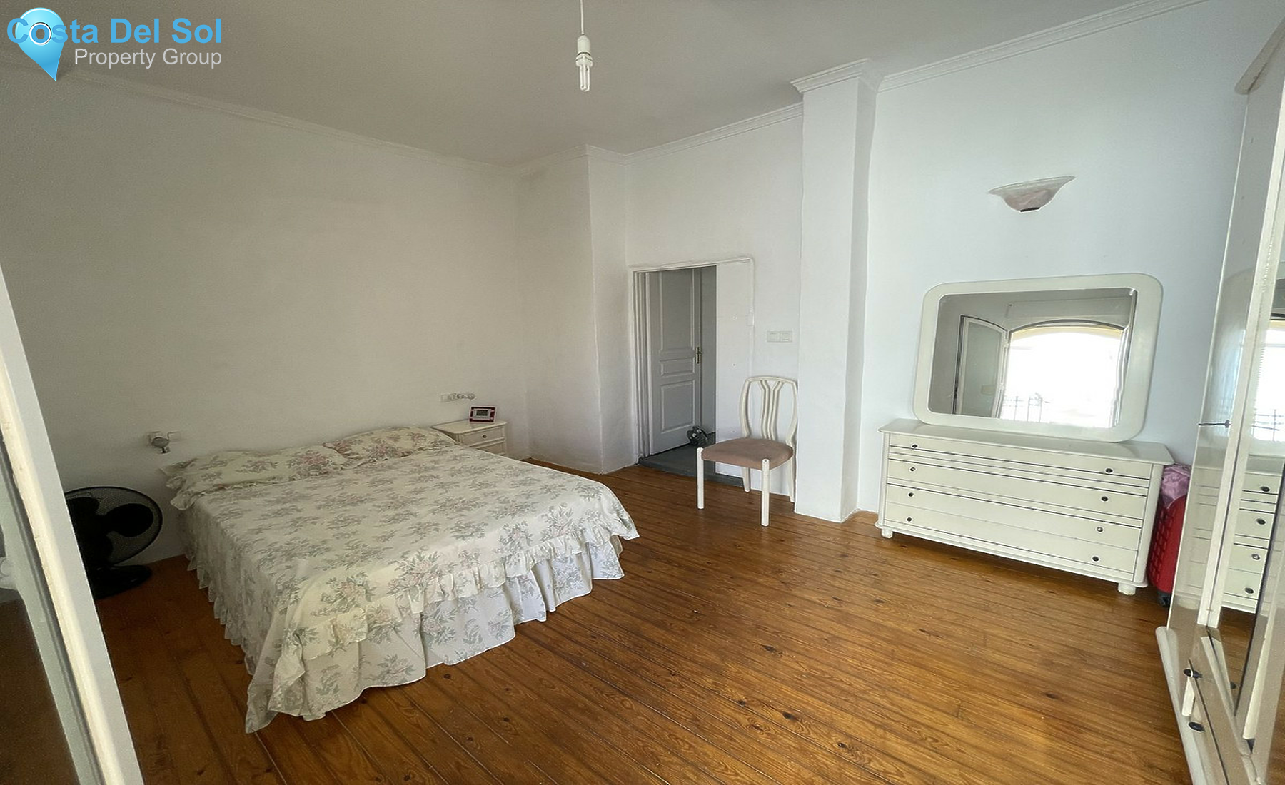 Townhouse in Alhaurín el Grande-1459254