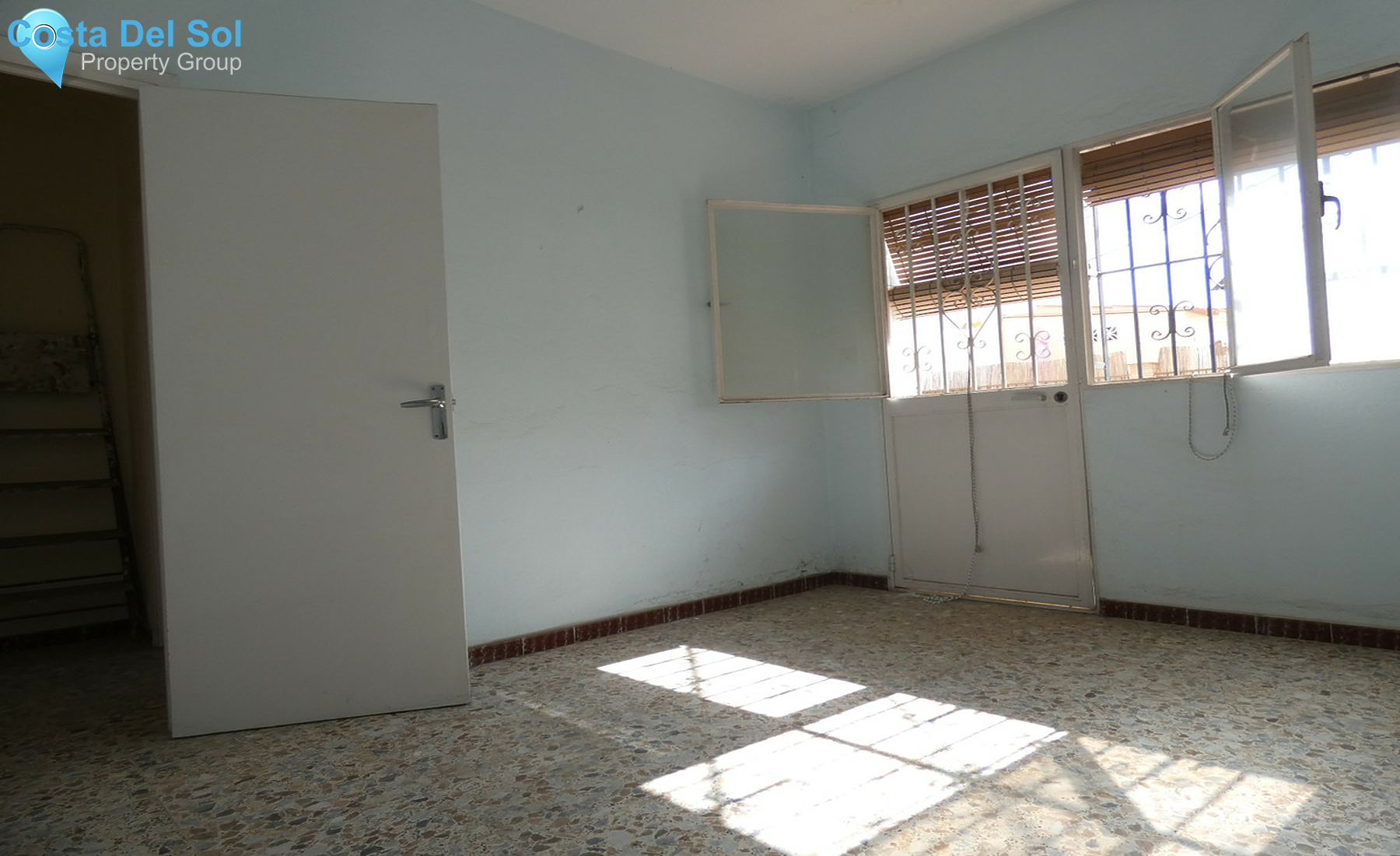 Townhouse in Alhaurín el Grande-1461253