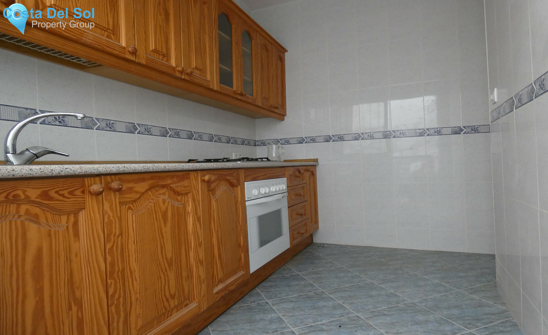 Townhouse in Alhaurín el Grande-1461256