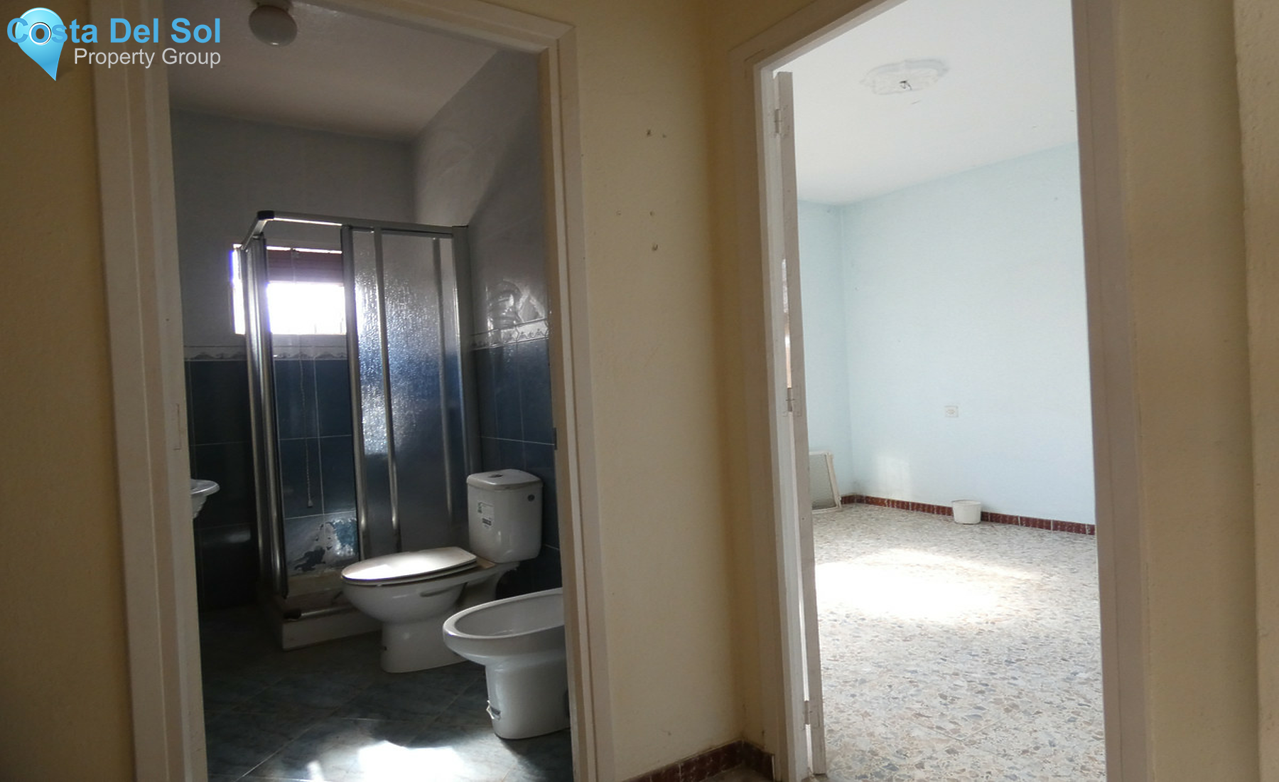 Townhouse in Alhaurín el Grande-1461251