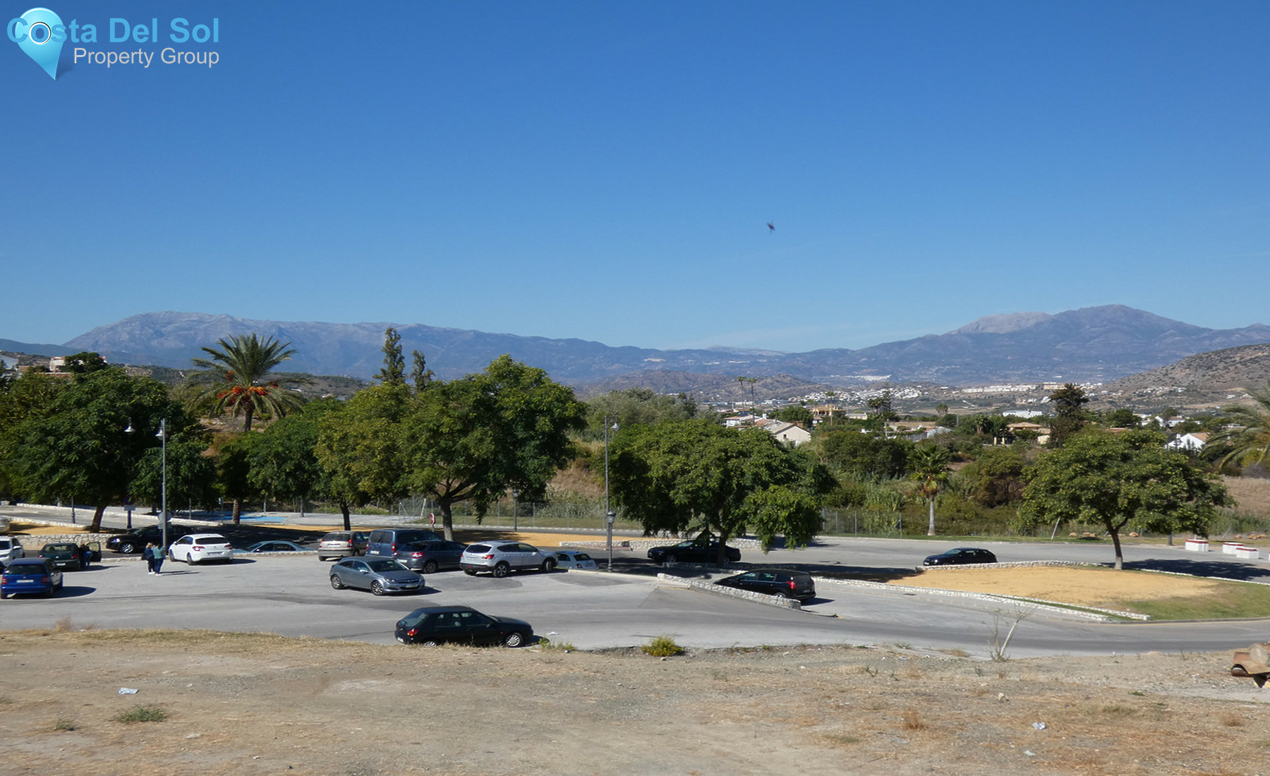 Townhouse in Alhaurín el Grande-1463076