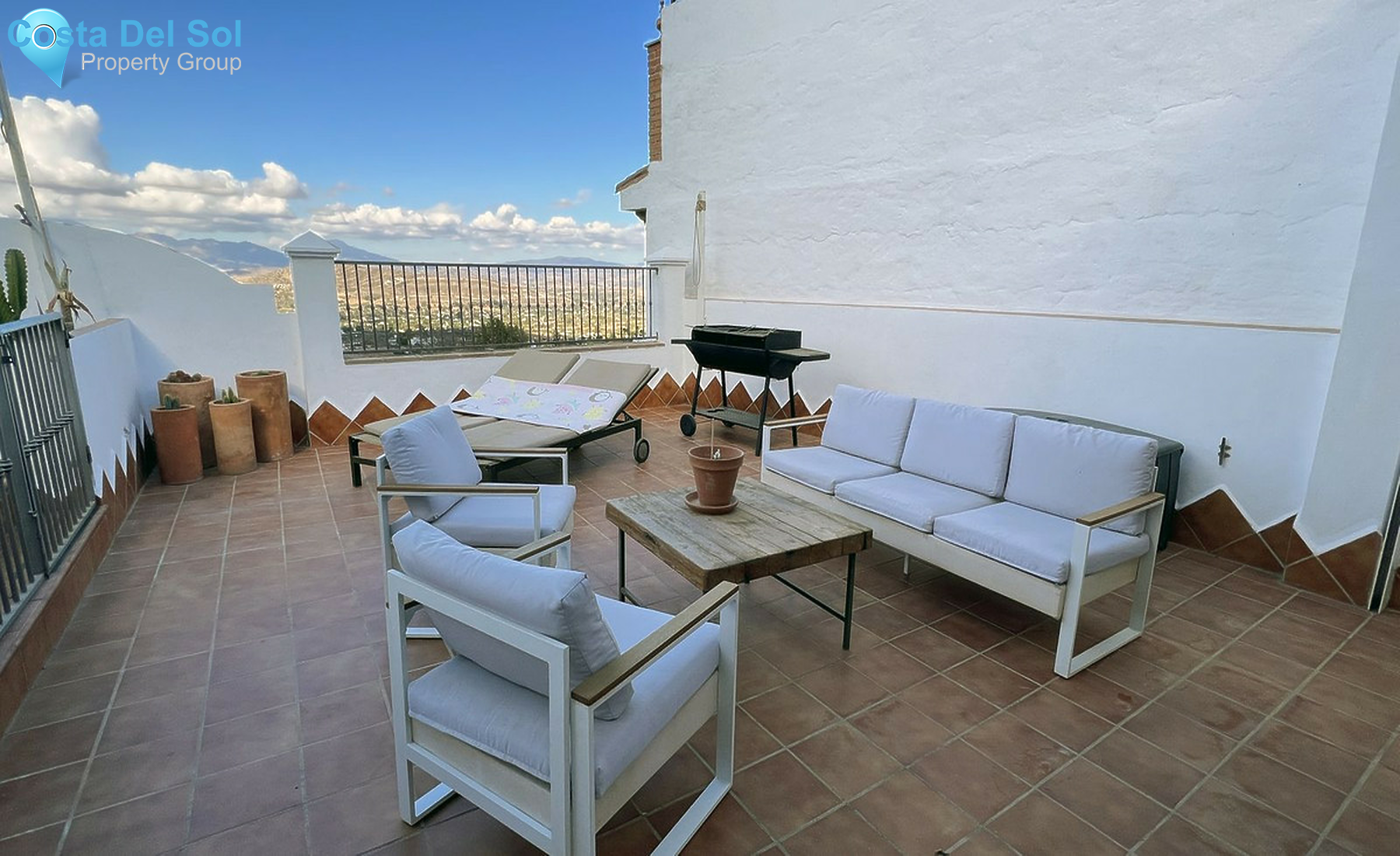 Townhouse in Alhaurín el Grande-1527872