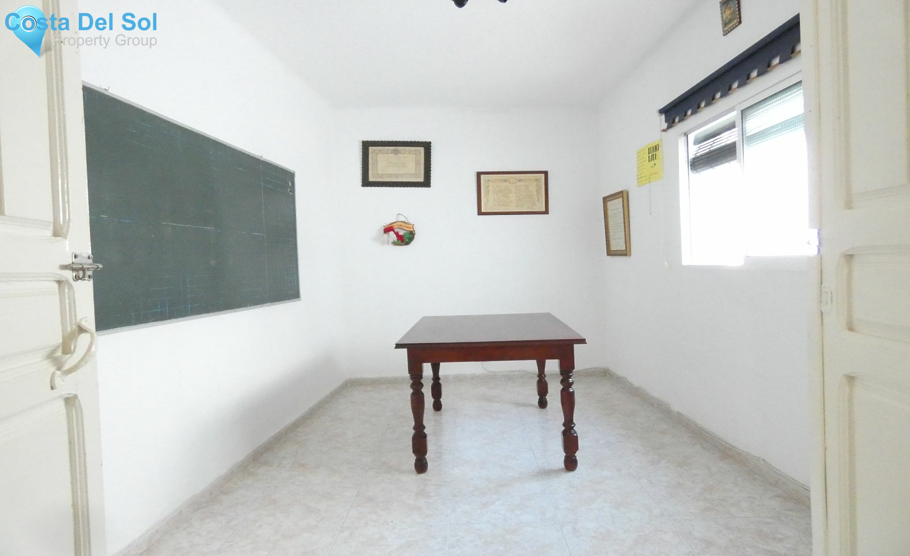 Townhouse in Alhaurín el Grande-1132054