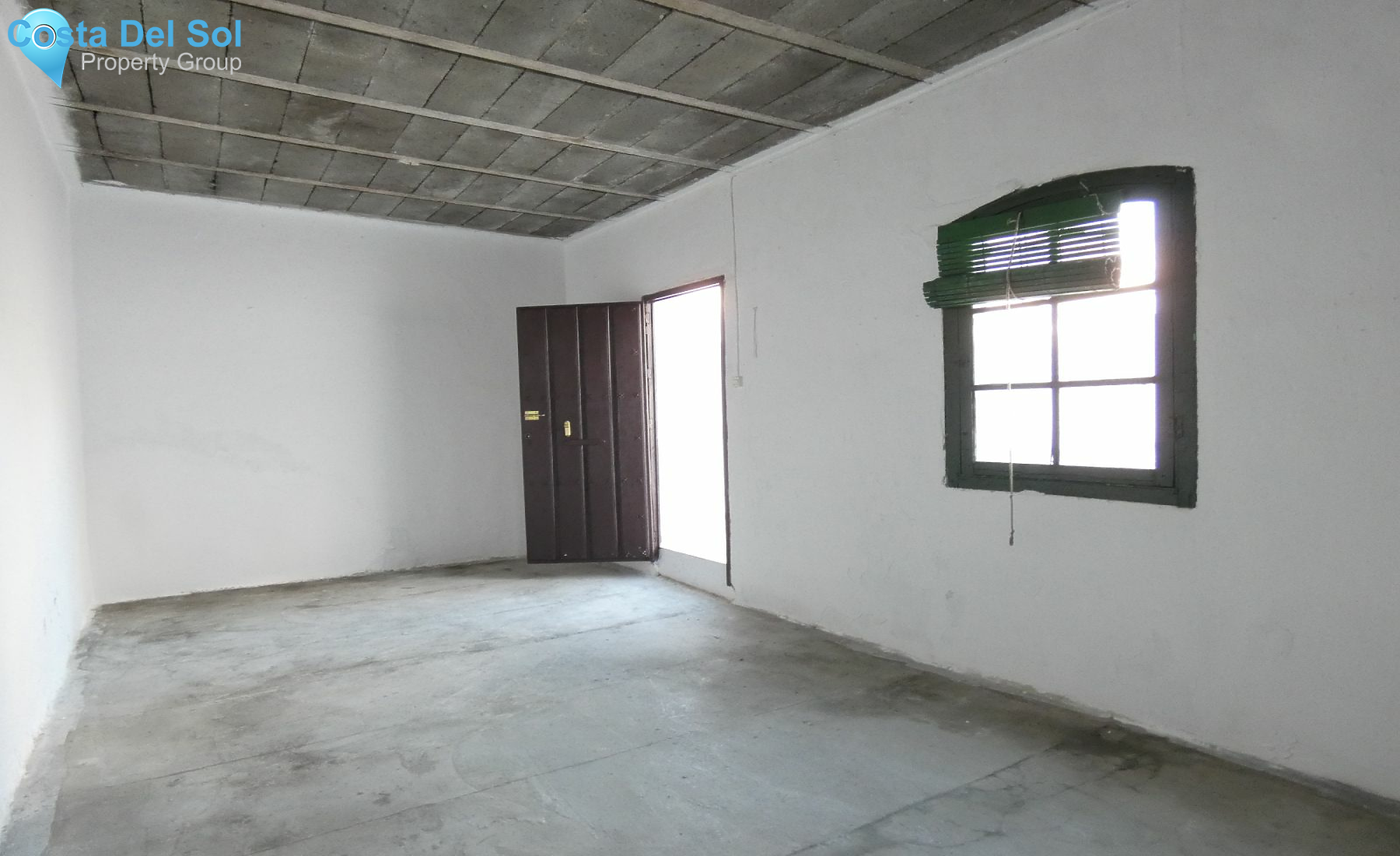 Townhouse in Alhaurín el Grande-1132042