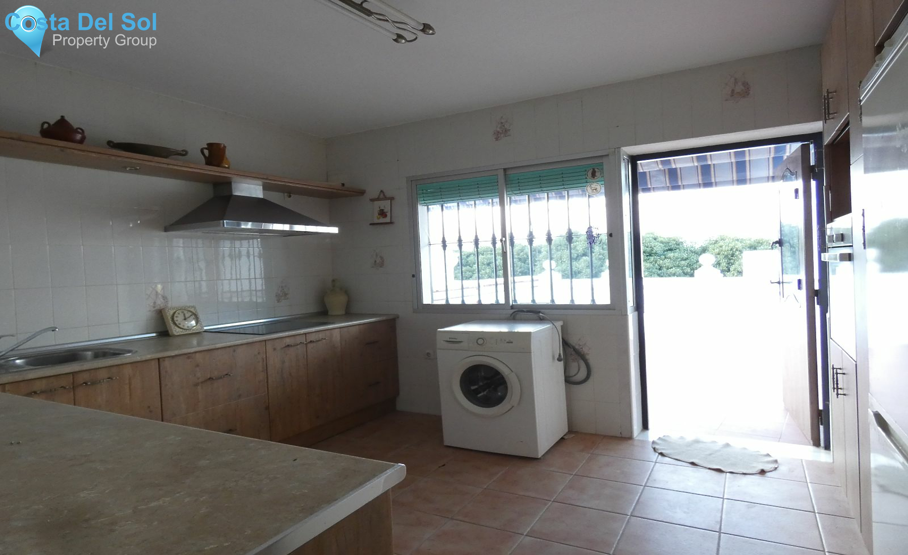 Townhouse in Alhaurín el Grande-1132047