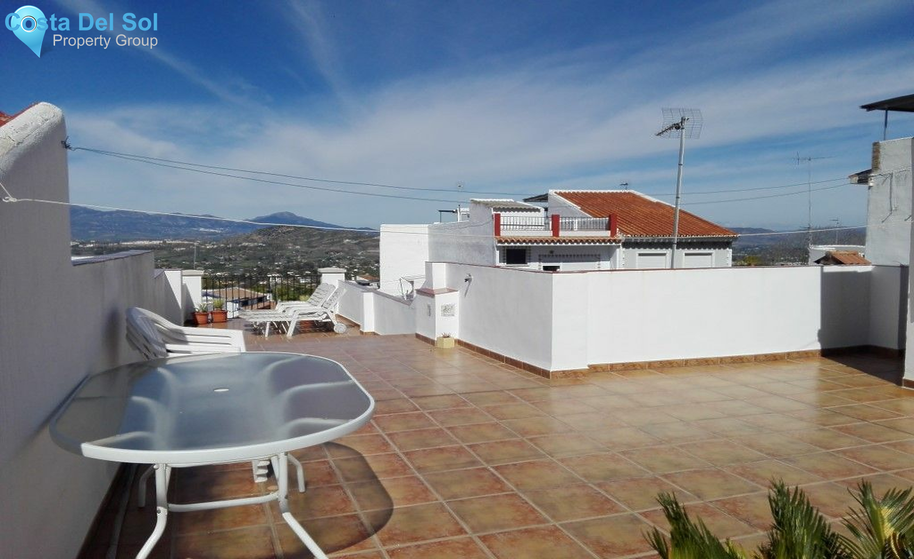 Townhouse in Alhaurín el Grande-1132183
