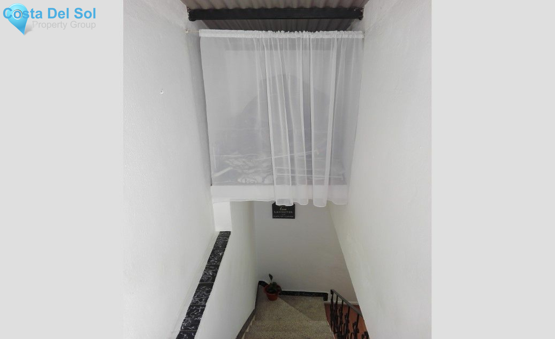 Townhouse in Alhaurín el Grande-1132194