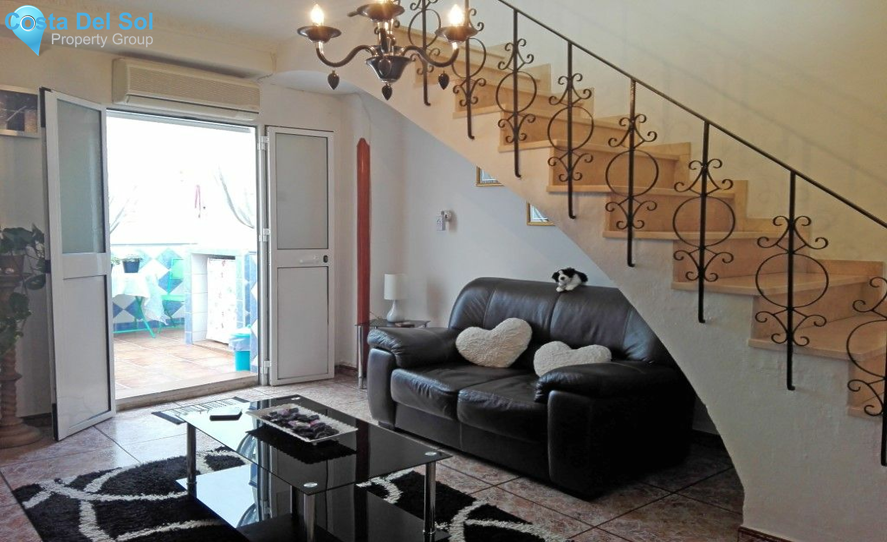 Townhouse in Alhaurín el Grande-1132184