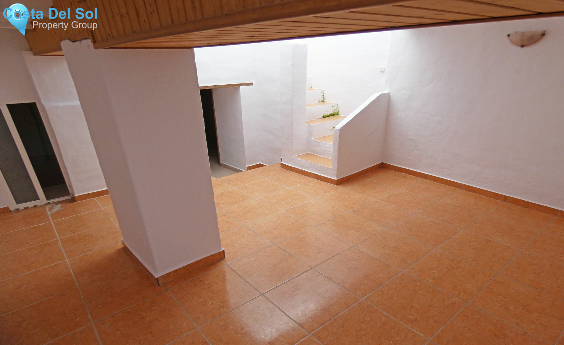 Townhouse in Alhaurín el Grande-1132378