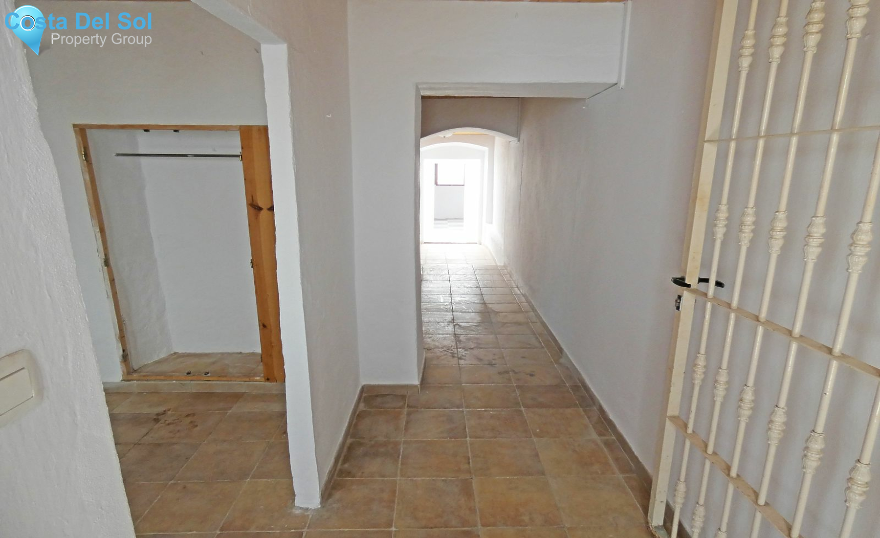 Townhouse in Alhaurín el Grande-1132370