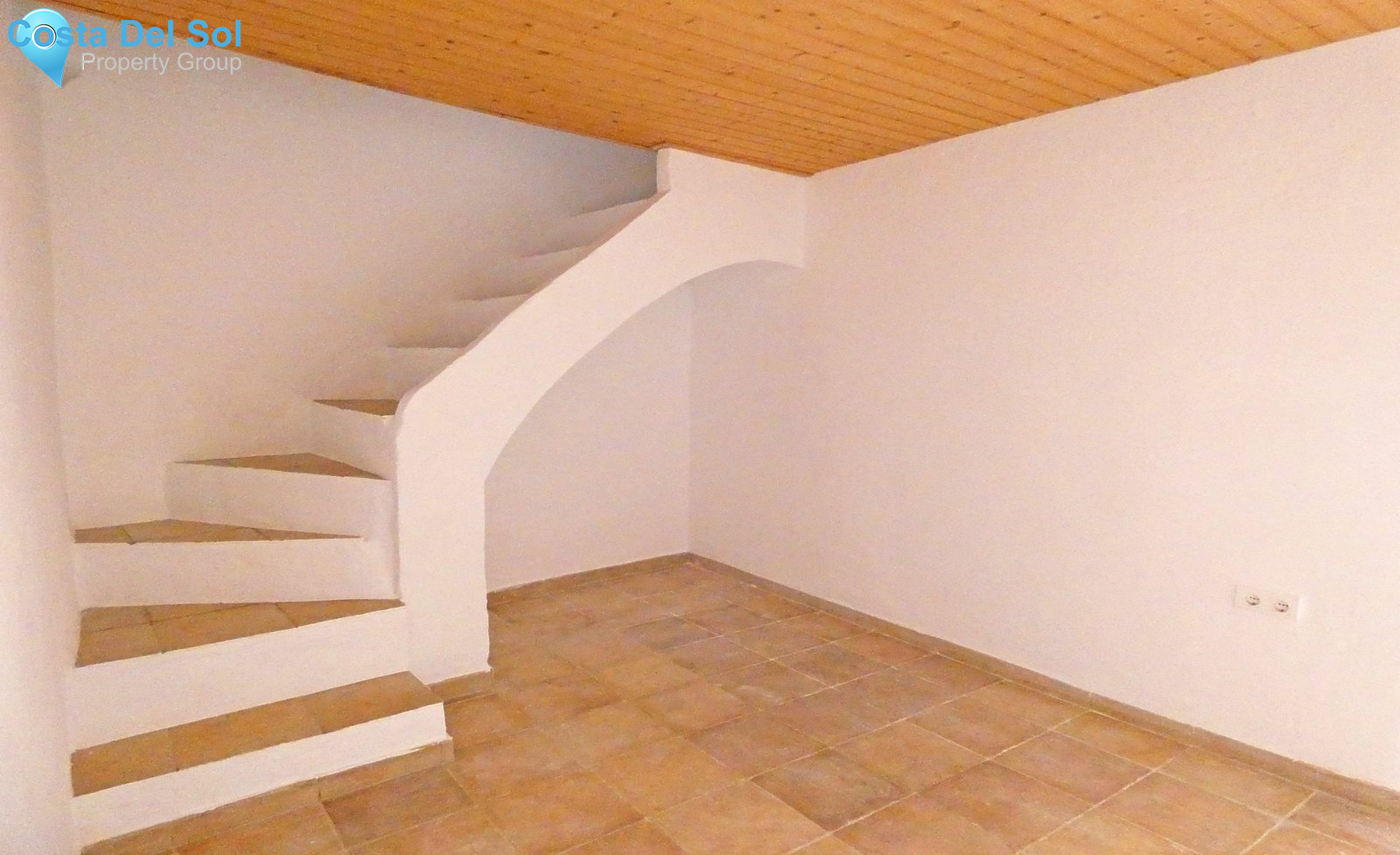 Townhouse in Alhaurín el Grande-1132371