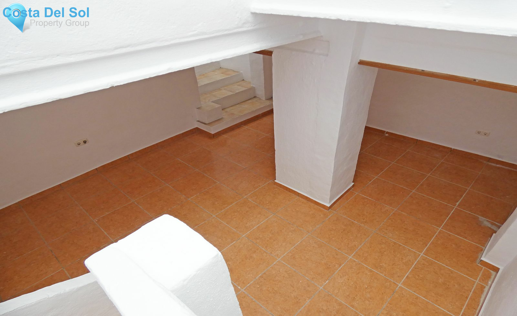 Townhouse in Alhaurín el Grande-1132377