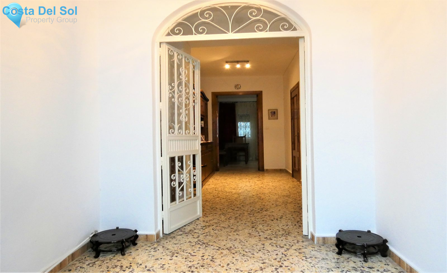 Townhouse in Alhaurín el Grande-1132578