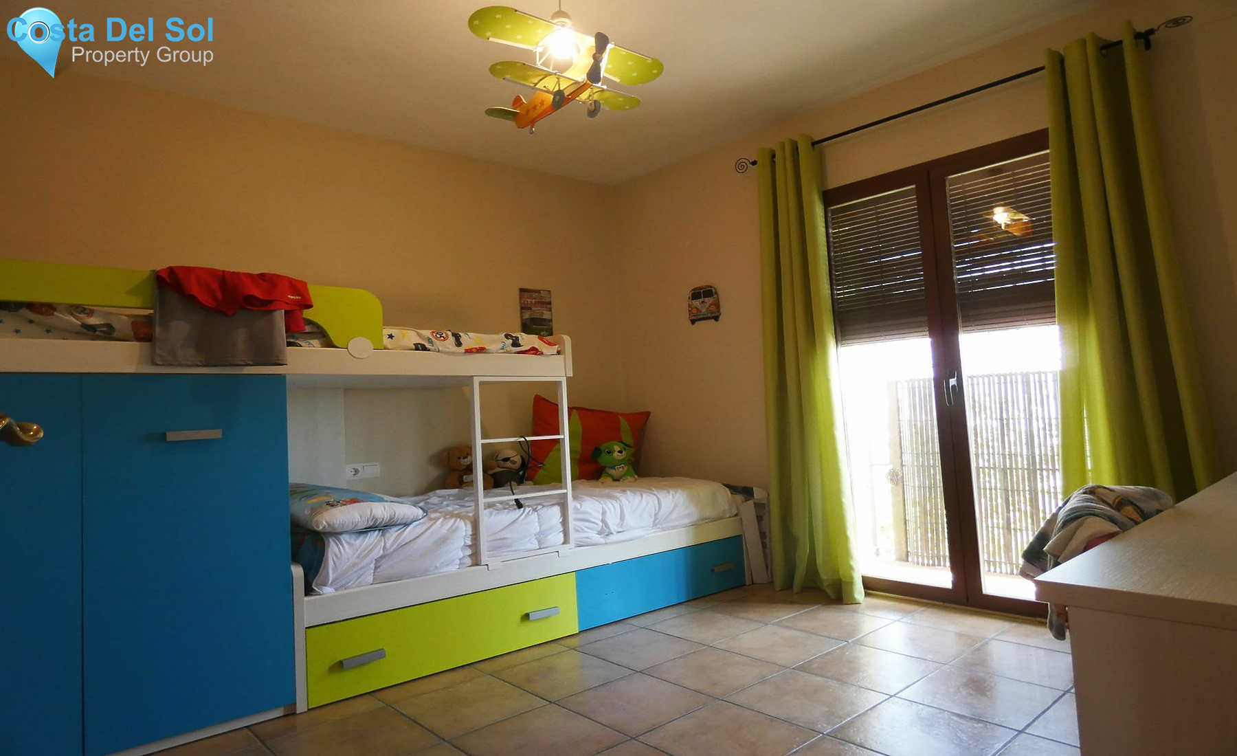 Townhouse in Alhaurín el Grande-1148850