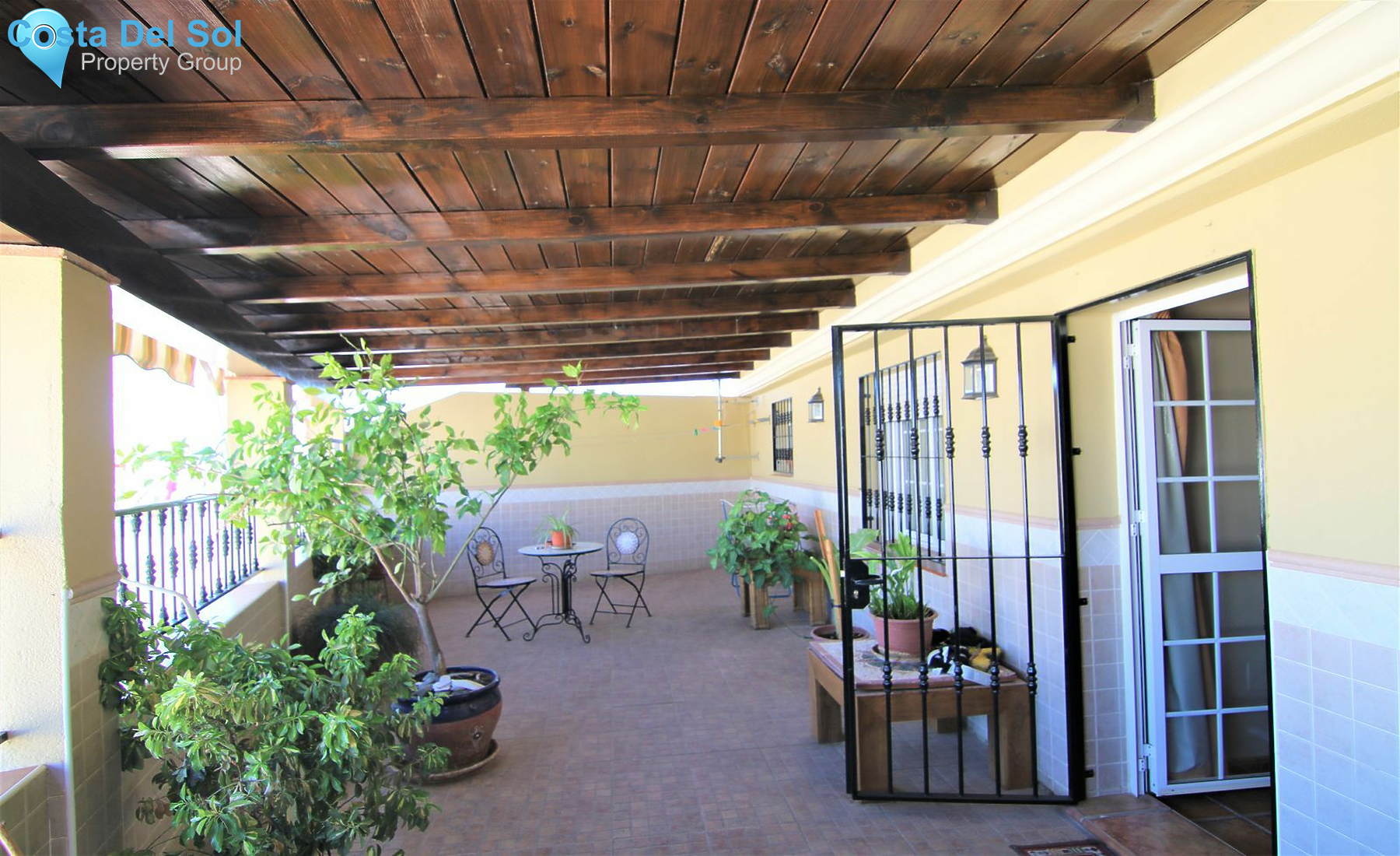 Townhouse in Alhaurín el Grande-1388722