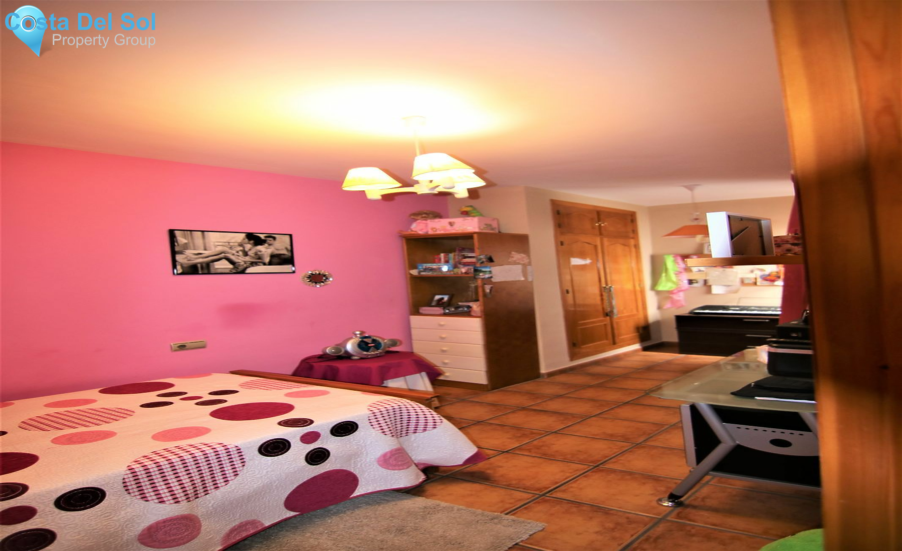 Townhouse in Alhaurín el Grande-1388732