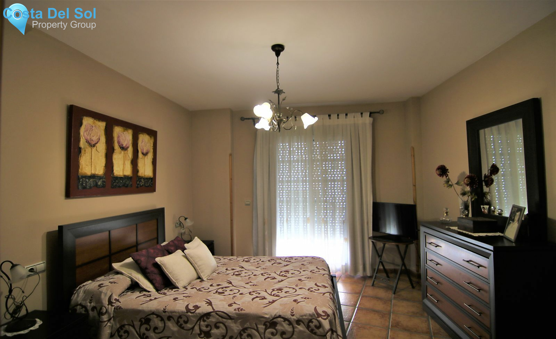 Townhouse in Alhaurín el Grande-1388738