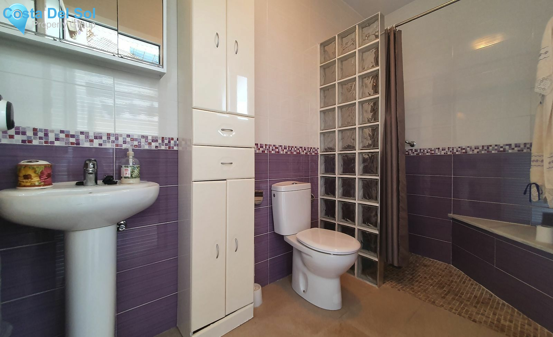 Townhouse in Alhaurín el Grande-1472213