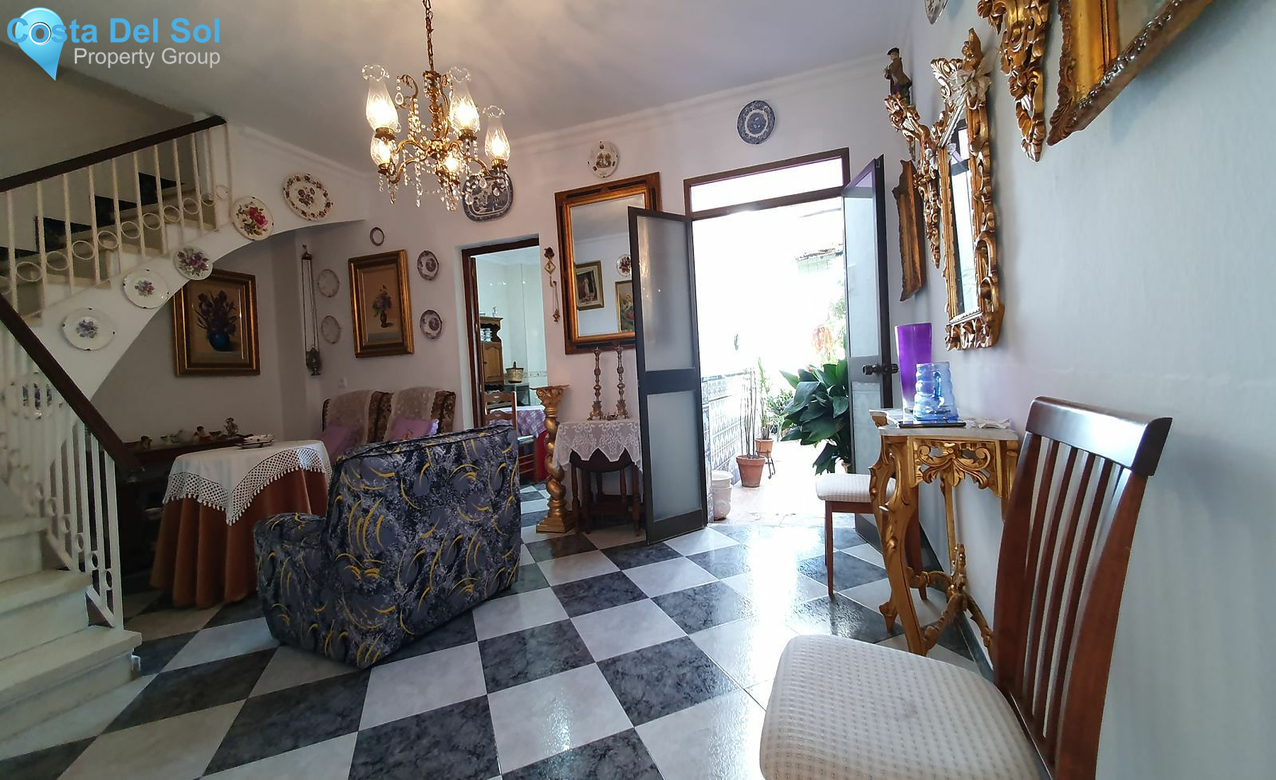 Townhouse in Alhaurín el Grande-1472198