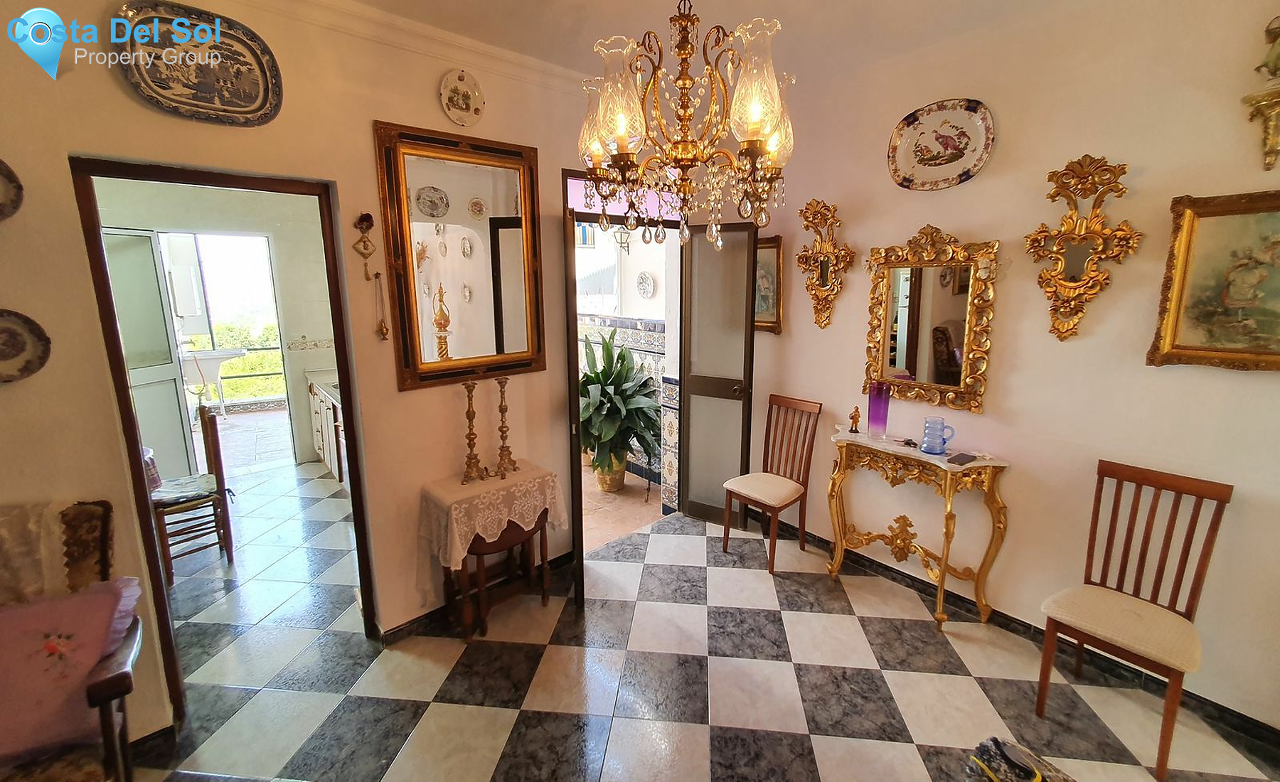 Townhouse in Alhaurín el Grande-1472201