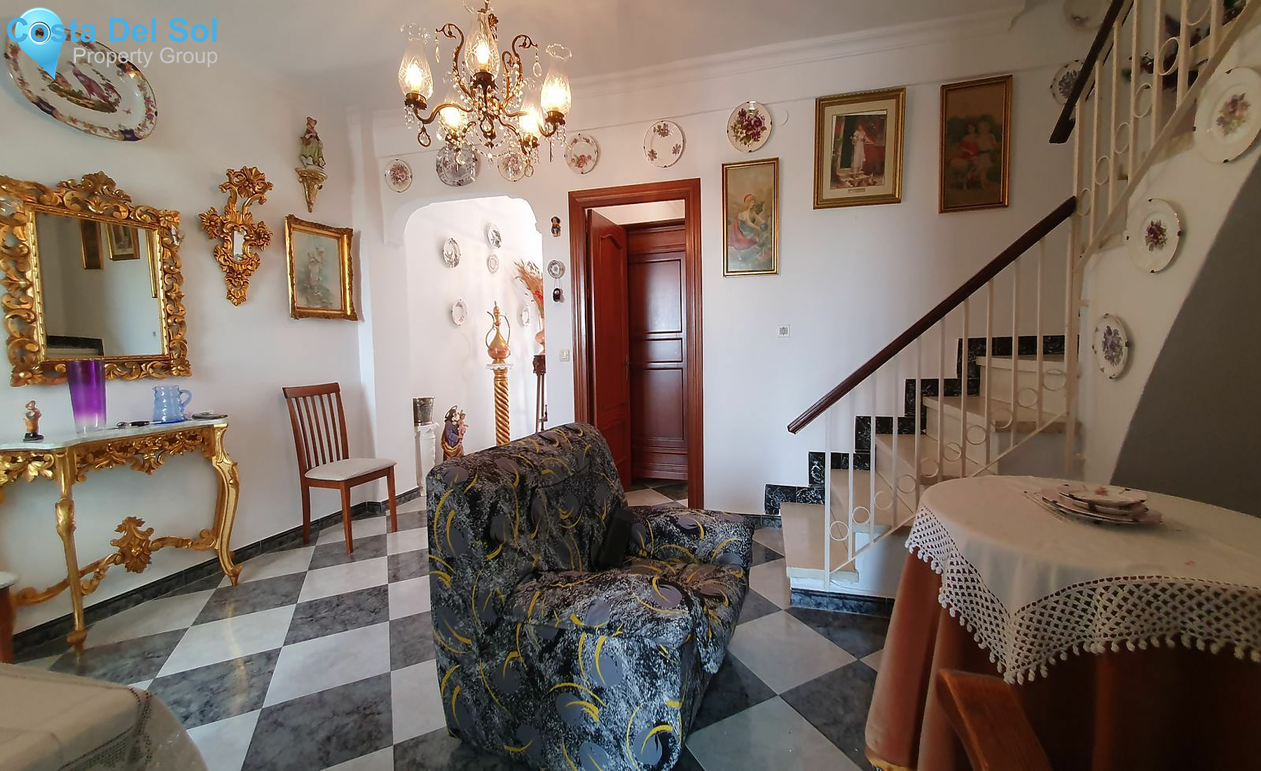 Townhouse in Alhaurín el Grande-1472202