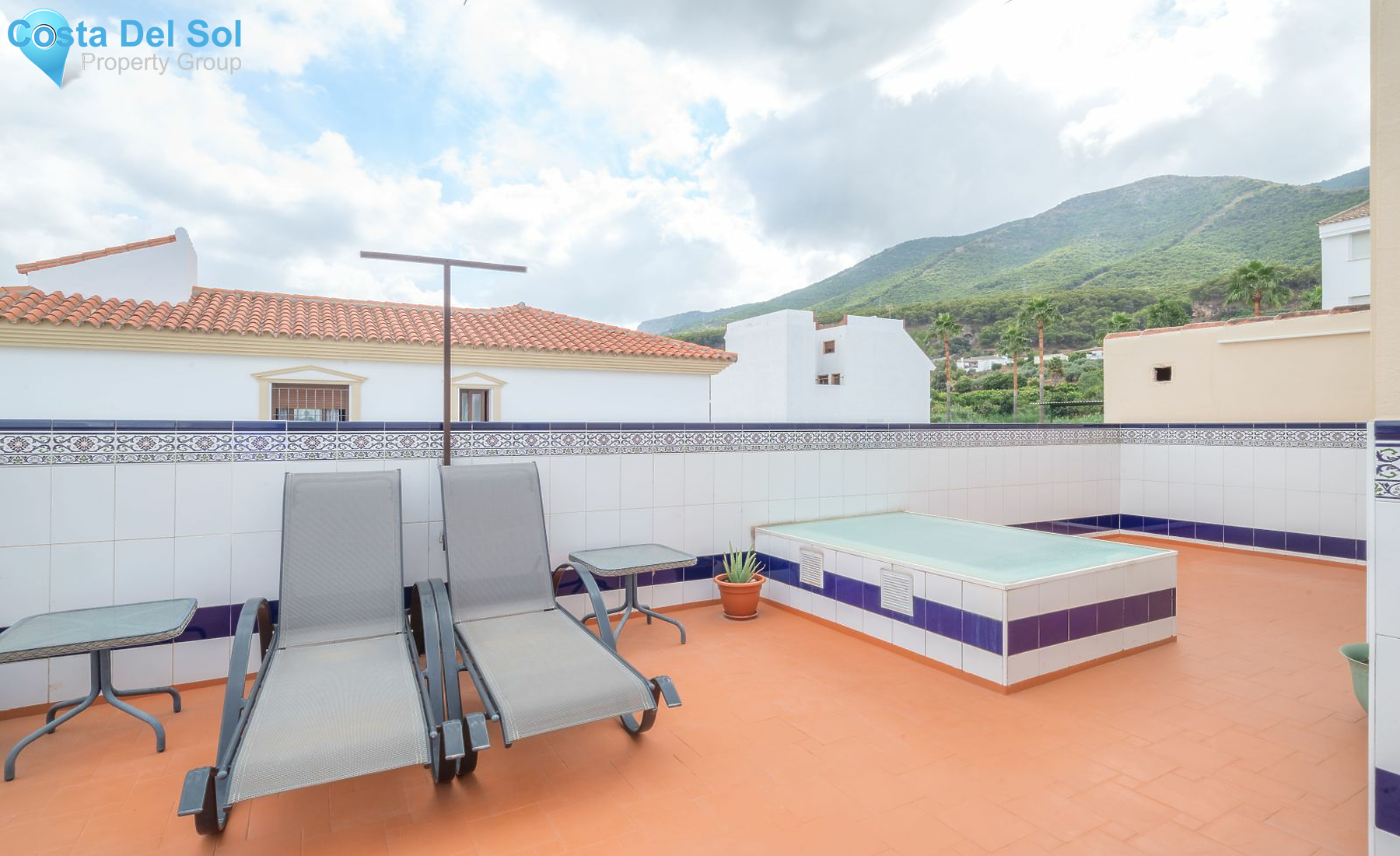 Townhouse in Alhaurín el Grande-1519813