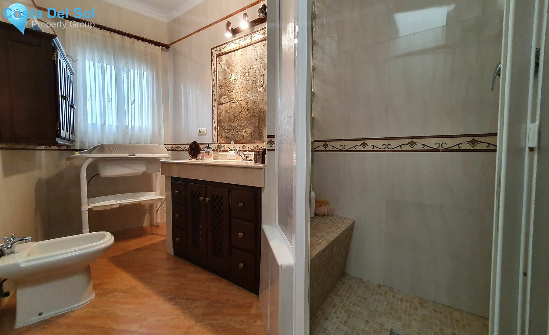 Townhouse in Alhaurín el Grande-1533072