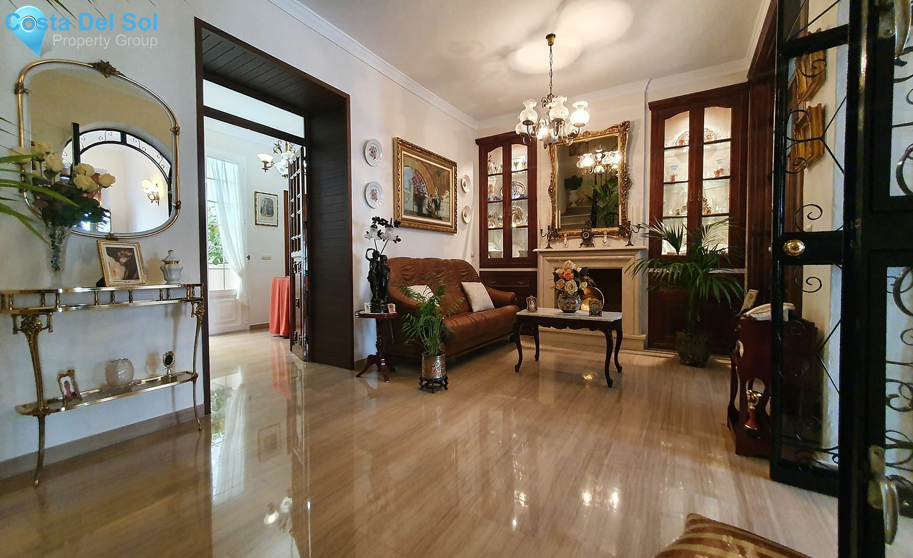 Townhouse in Alhaurín el Grande-1533062