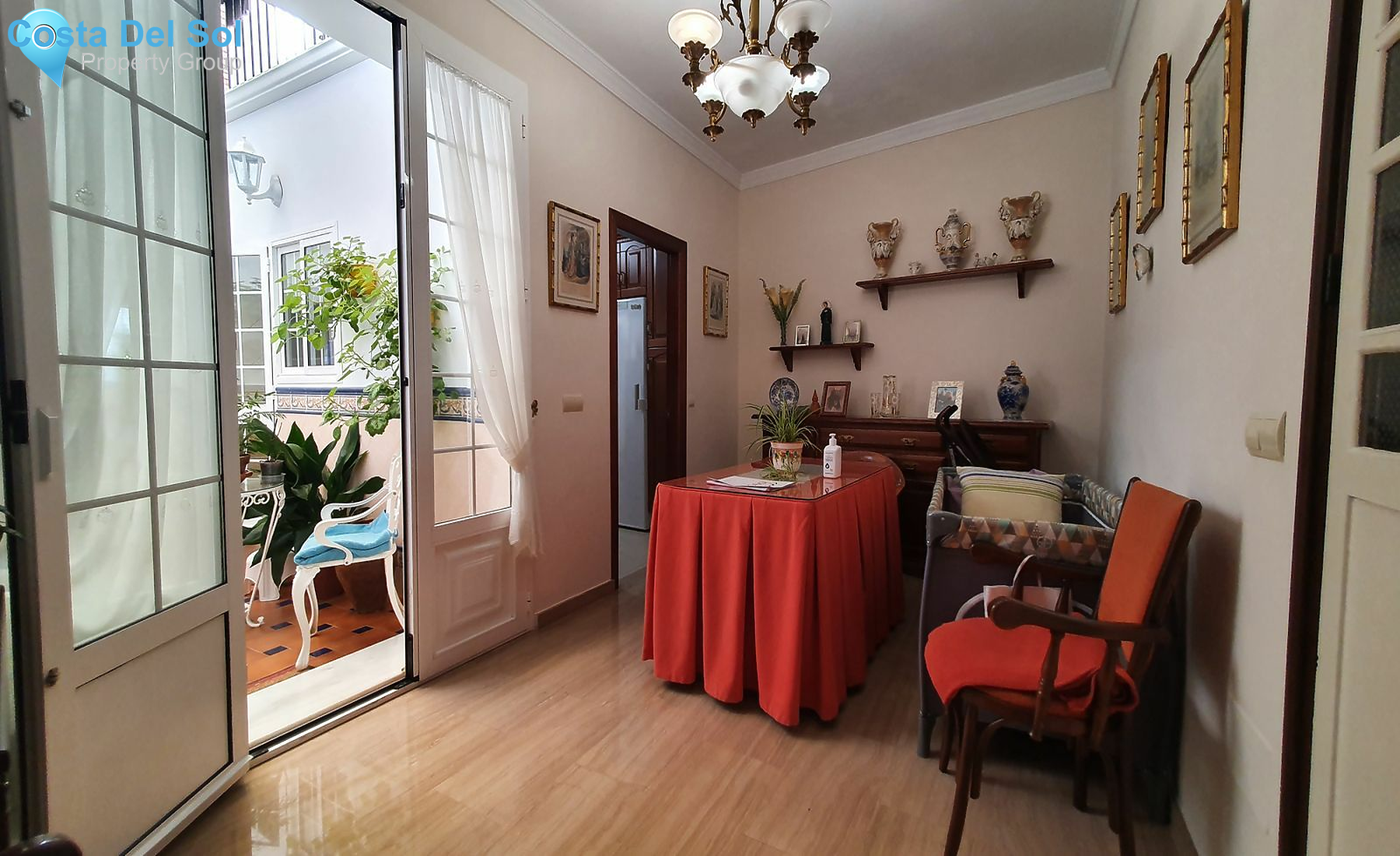 Townhouse in Alhaurín el Grande-1533067