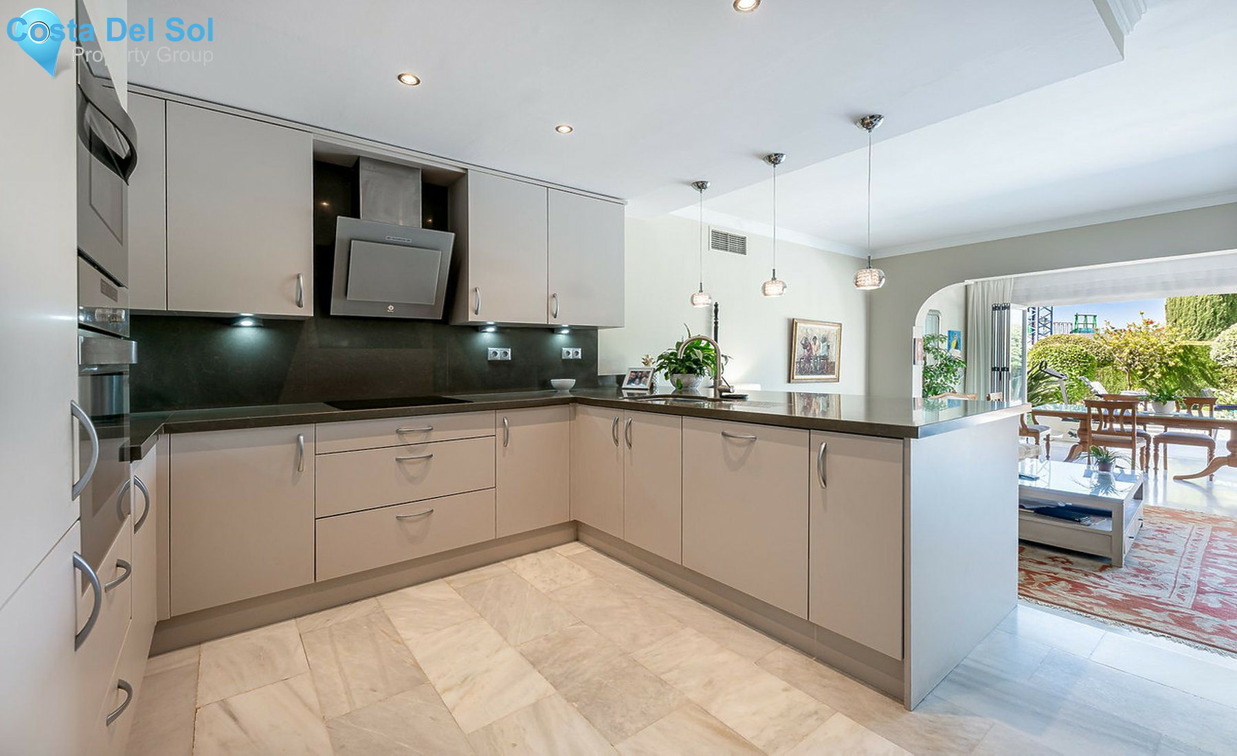 Townhouse in Aloha-1415299