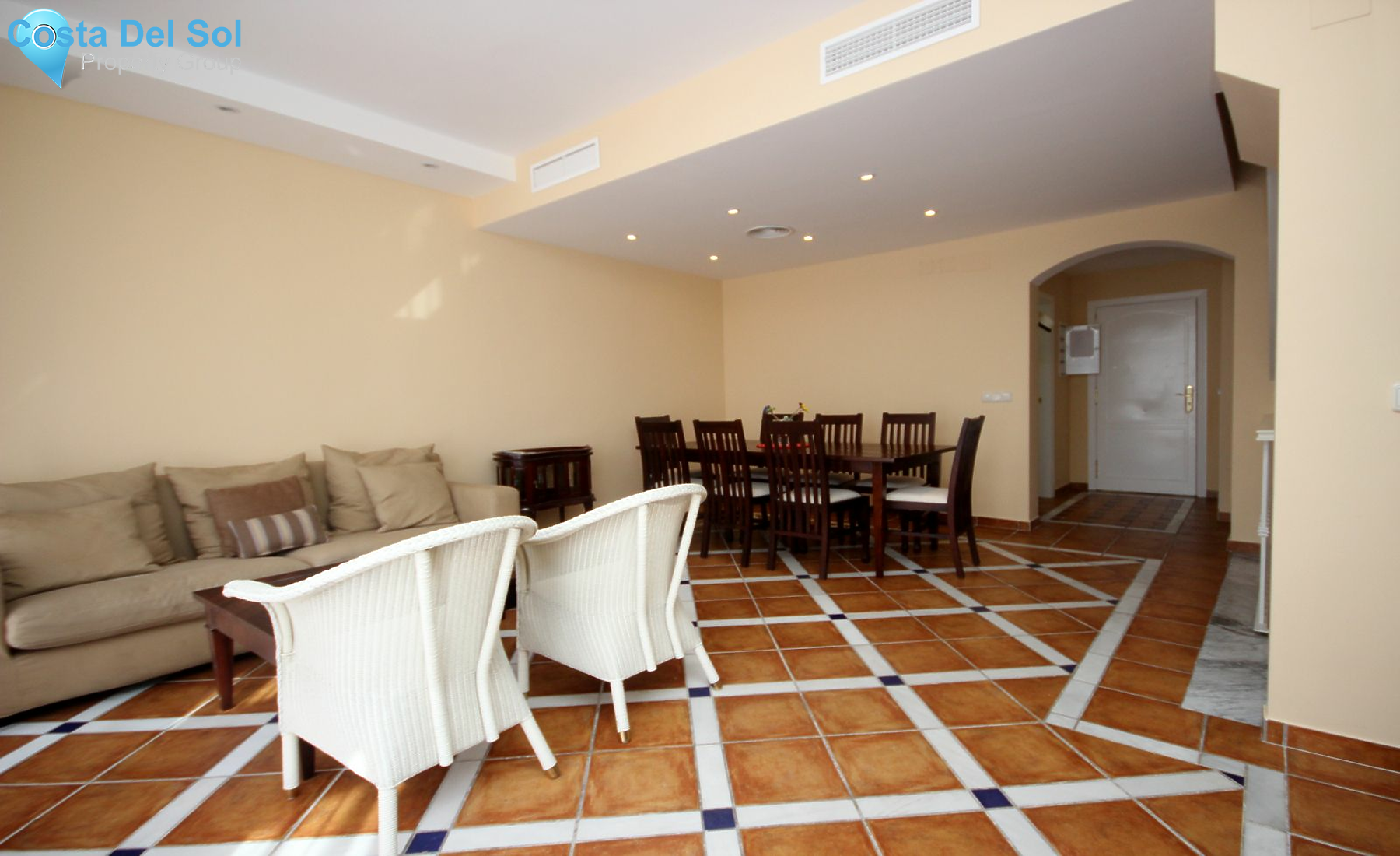 Townhouse in Bahía de Marbella-1142355