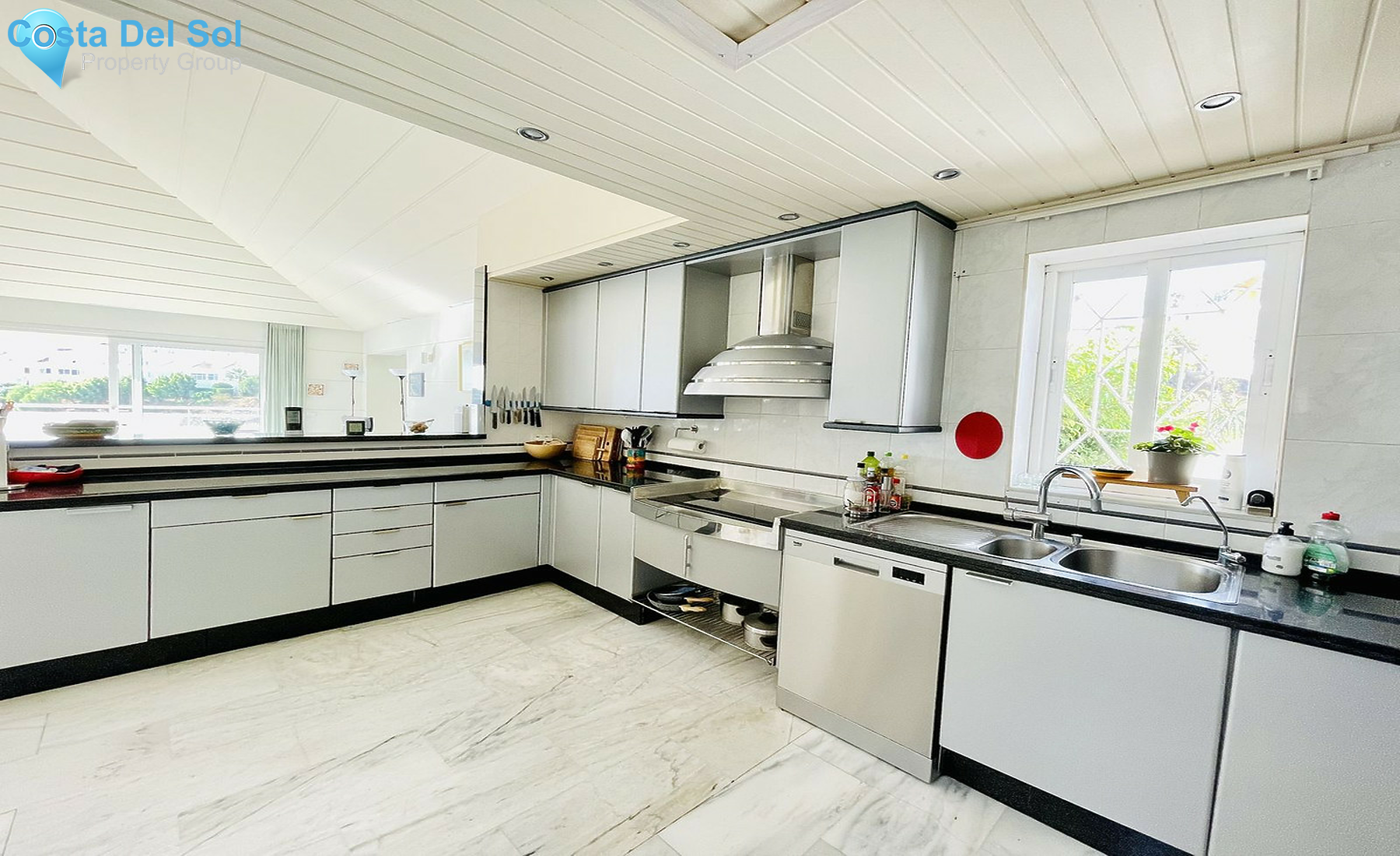 Townhouse in Calahonda-1499304