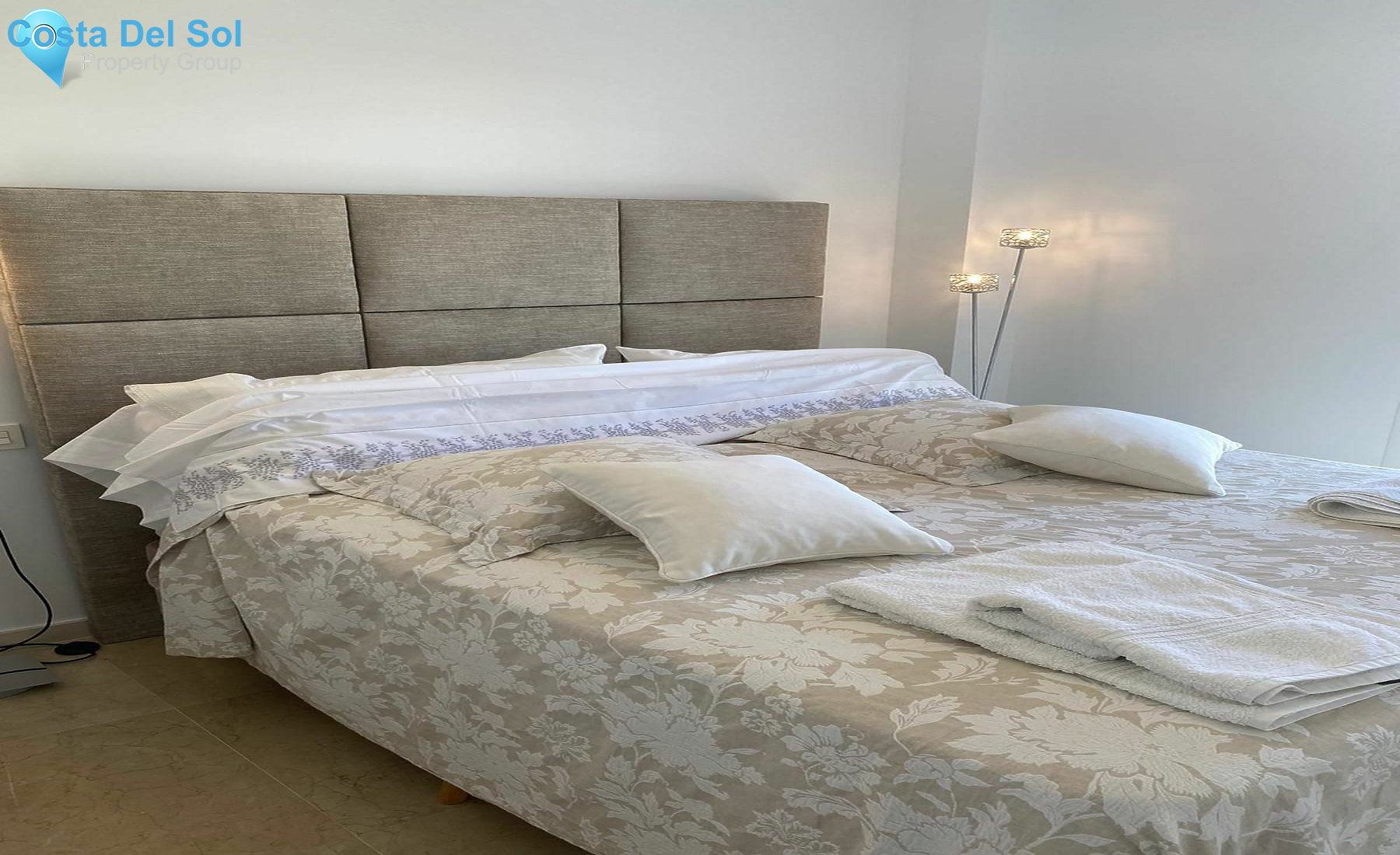 Townhouse in Calahonda-1395652